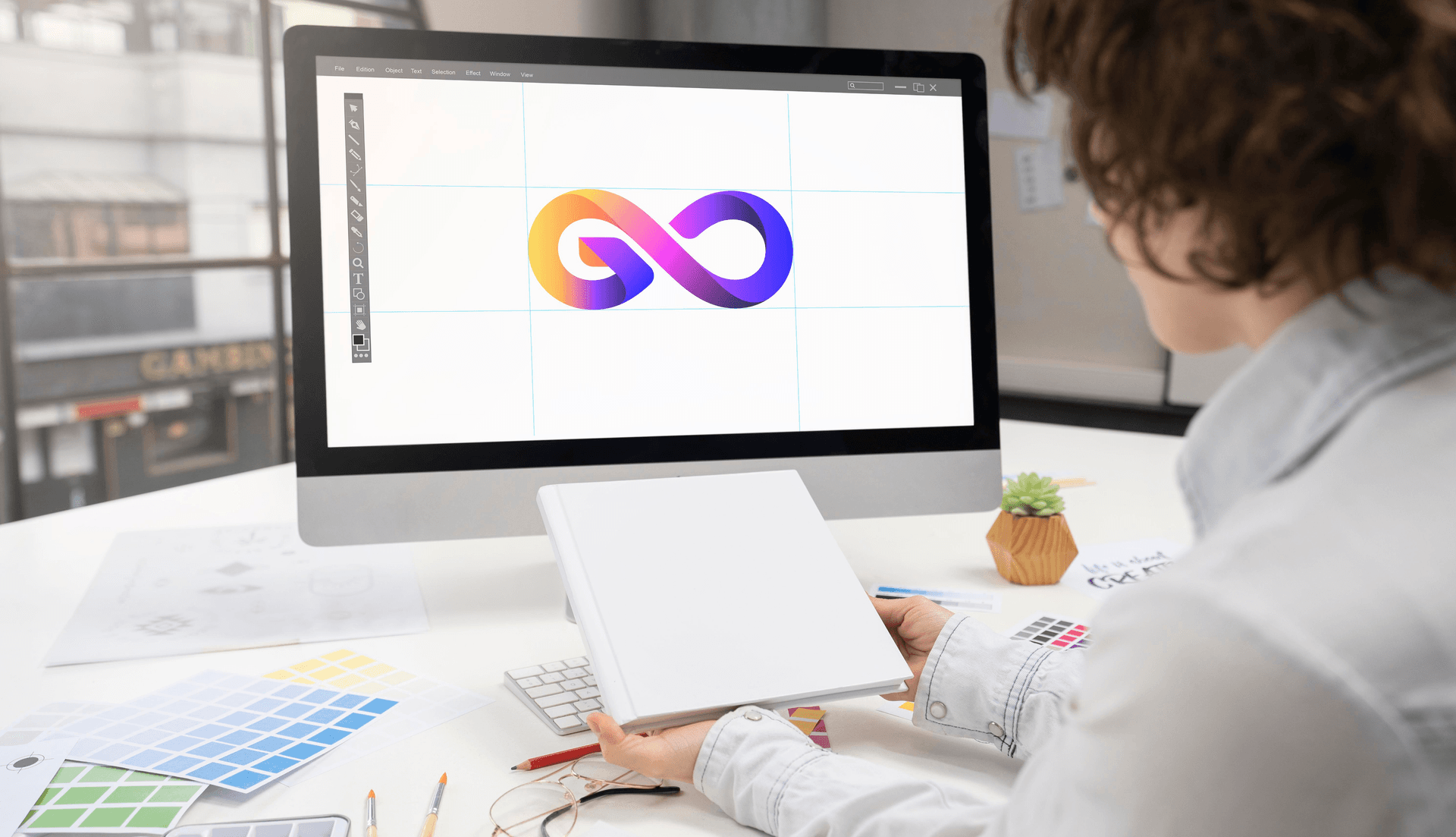 Graphics & Logo Design
